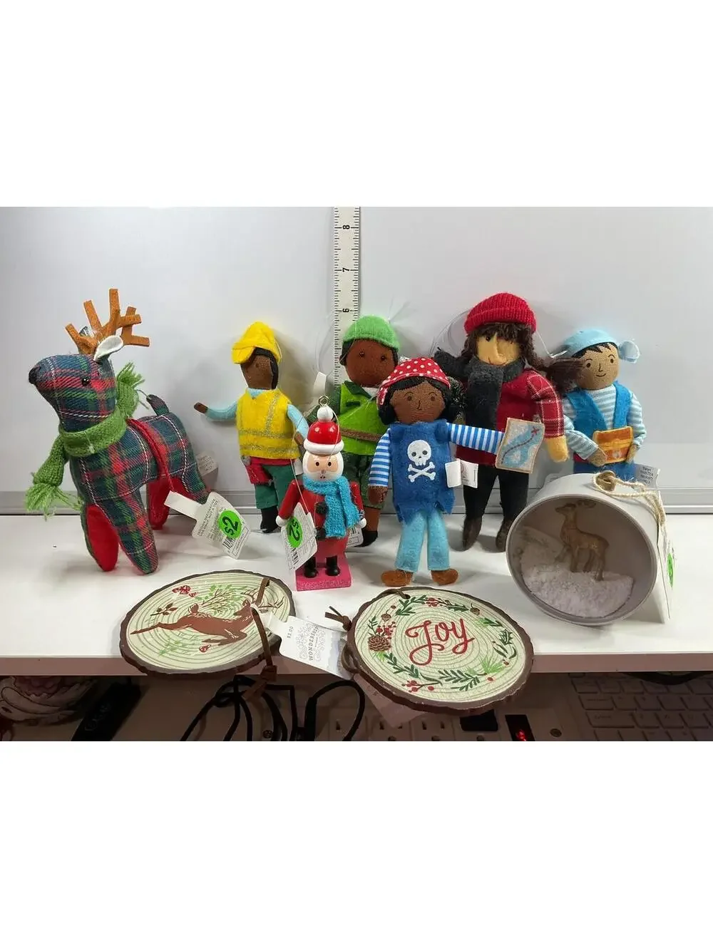 Target Wondershop 10 Ornaments NWT Lot#10